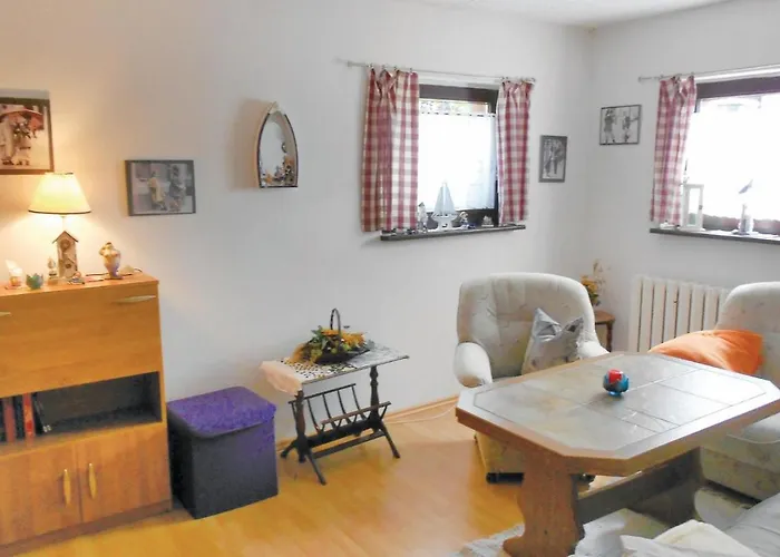 2 Bedroom Stunning In *